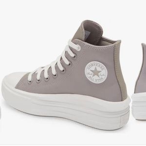 Chuck Taylor All Star Hi Top Sneaker, Size 8